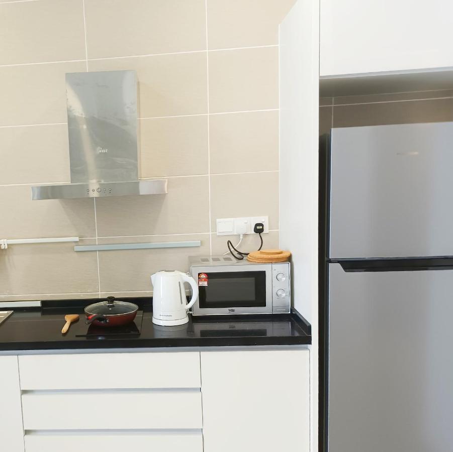 Apartment Medini D'pristine, 3 Min Walk To Legoland, Netflix By Hint